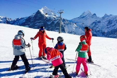 Апартаменты Wetterhorn, Eiger, Jungfrau, Amazing! Гриндельвальд Экстерьер фото